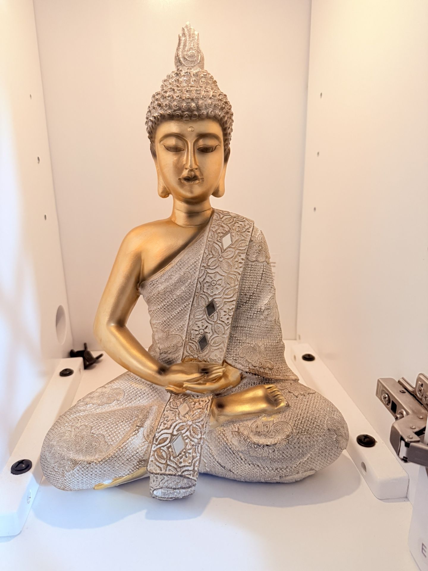 Beautiful Buddha Statue For Sale