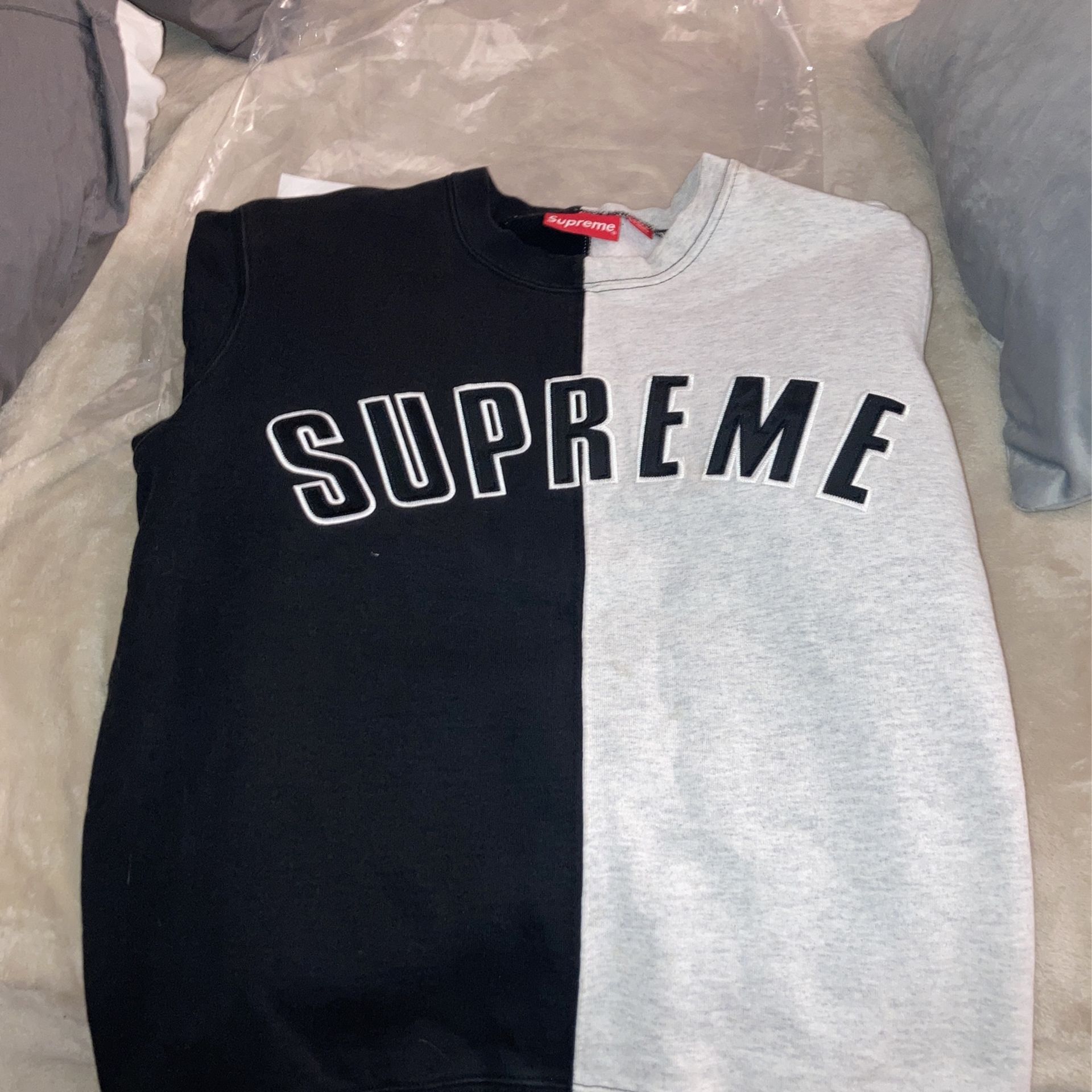 Supreme Crewneck