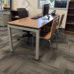 Modern Office Desk