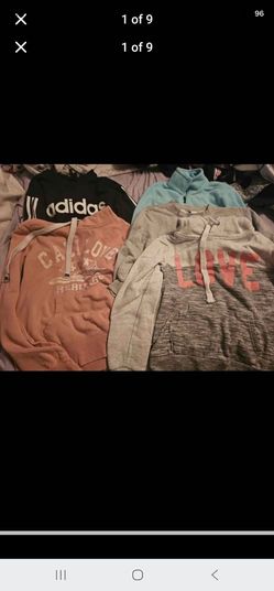 Junior's size Medium sweater bundle ✨️