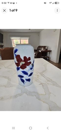 Fukagawa Seiji Arita Japan Porcelain Camellia Floral Vase 10" Vintage