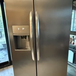 36” Frigidaire Gallery Refrigerator 