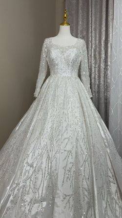 Wedding dress new