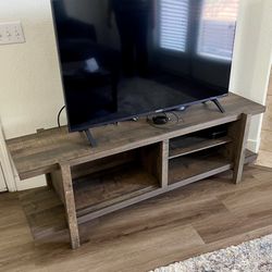50” LG Smart TV