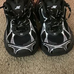 Balenciaga 3xl Size 40/7