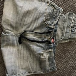 Levi’s 