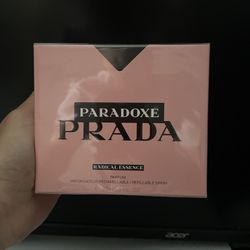 Prada Paradoxe