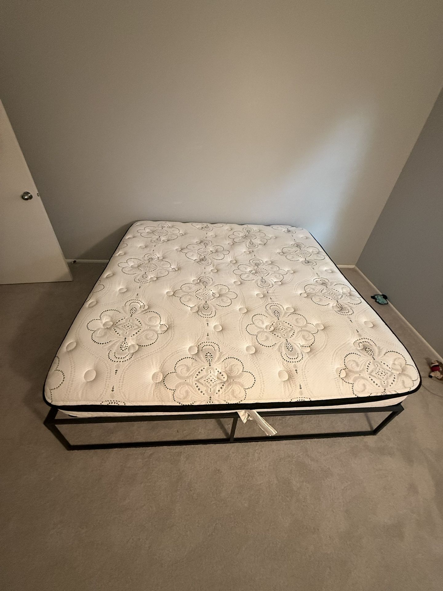 KING Mattress- Great Shape