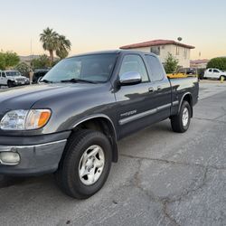 Toyota Tundra 2002 