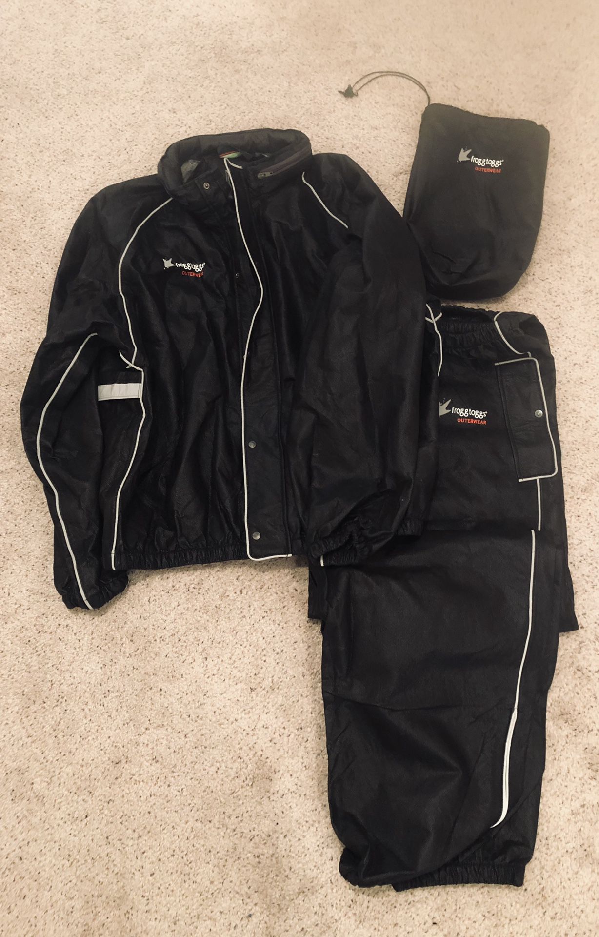 XXL Frogg Toggs Outerwear - Jacket, Pants & Pouch