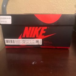 Nike Air Jordan 1 Retro High OG Size 10.5