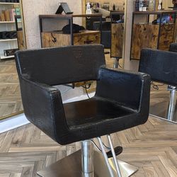 Salon Chair 