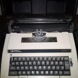 Typewriter 