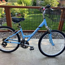 Comfortable Raleigh Bike : 7  X 3 Shifts with Shimano Gears