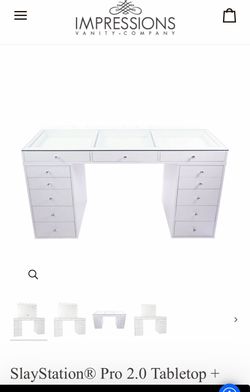Impression vanity