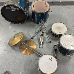 Drums