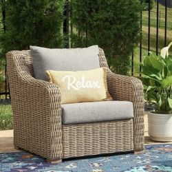 Brand New Wicker Chair Still In The Box
