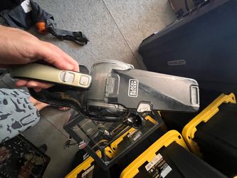 BLACK+DECKER Pivot 20V MAX Lithium Cordless Handheld Vacuum With Charger