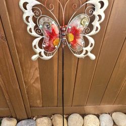 Beautiful Stained Glass Butterfly Metal Yard Stake