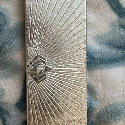 Bejeweled Eyes To Hypnotize