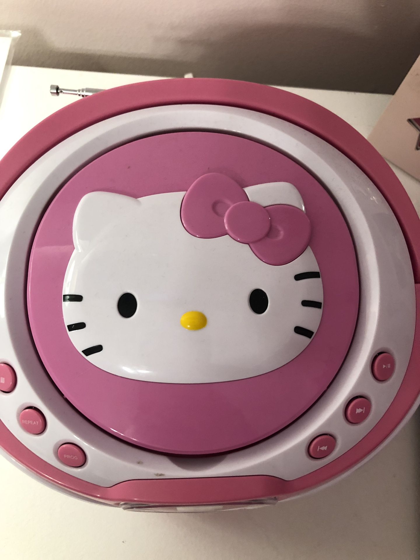 Hello Kitty CD player