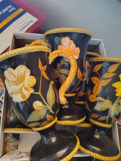 Vintage Cups Set Of 5 Good Condition