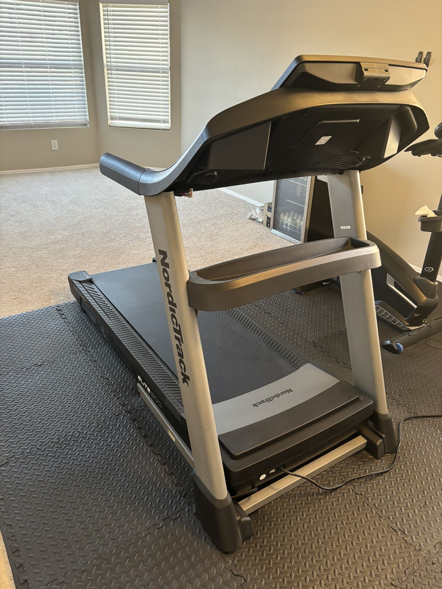 NordicTrack Elite800 Treadmill 