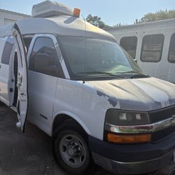 2004 Chevrolet Express