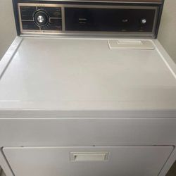 Kenmore GAS dryer  heavy duty