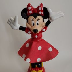 Minnie Mouse Spinning Skirt  Disney Figurine