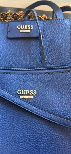Bag for women two piece Guess like new blue color