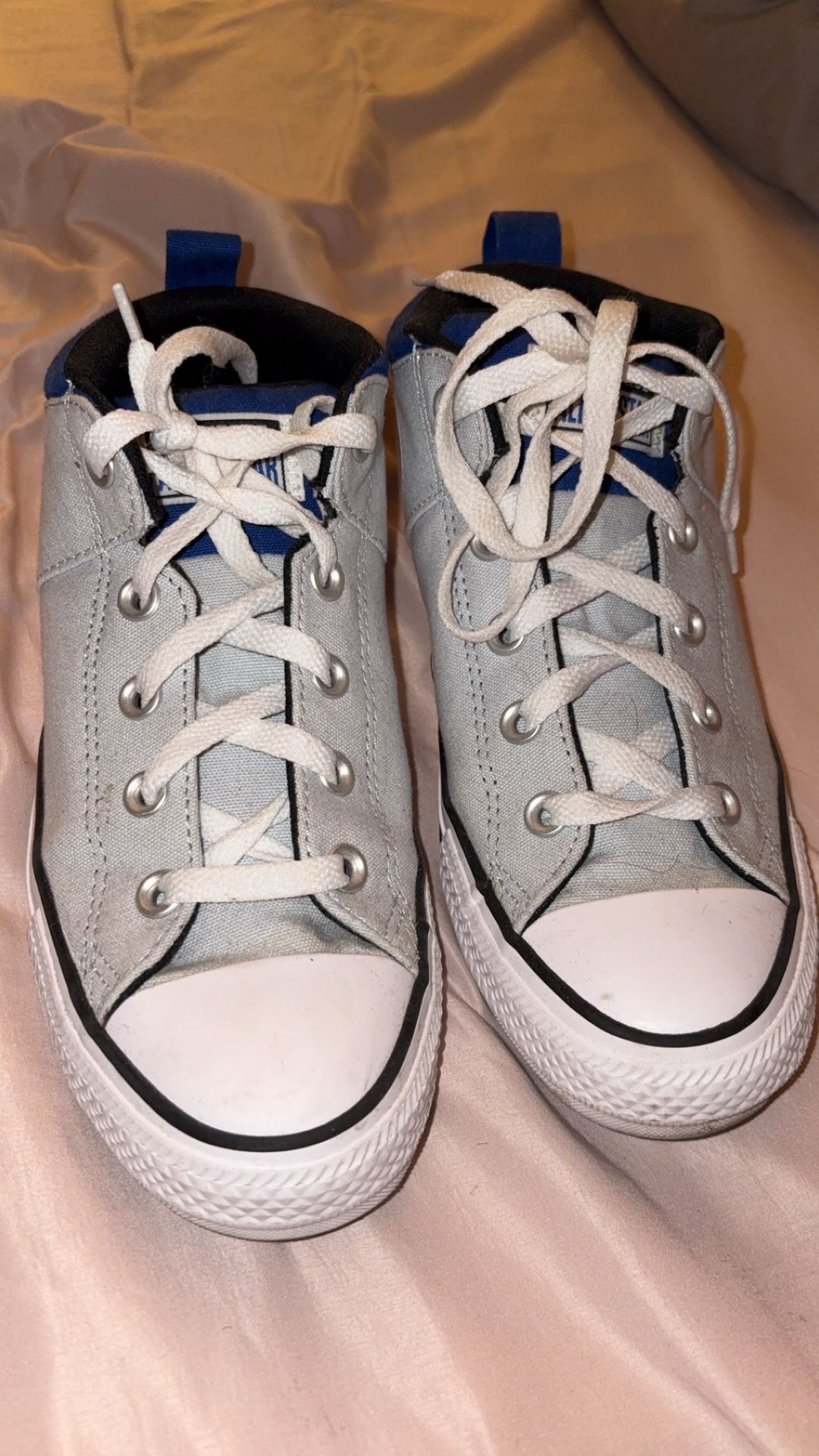 Boys Converse