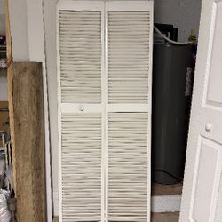 Bifold Door 31 1/2 in. W x 79 in. H