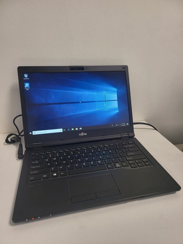 FUJITSU LIFEBOOK LAPTOP WITH CORE i7-8TH GEN. 16G MEMORY (SHOP55)