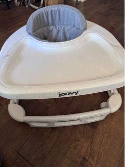 Joovy Spoon baby Walker