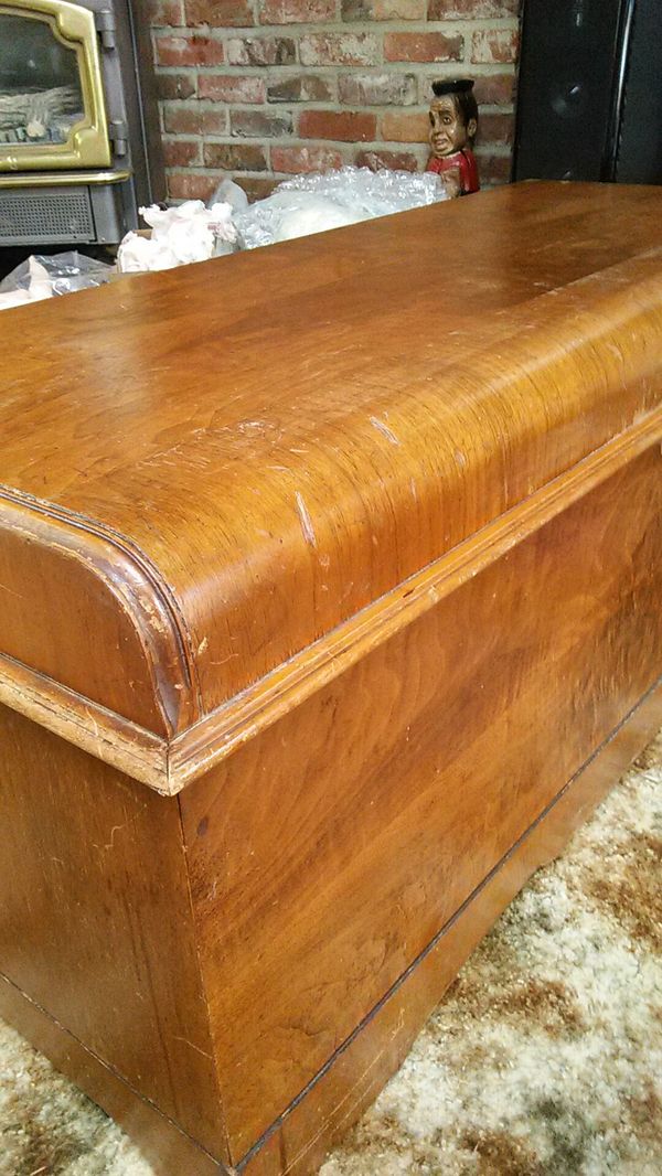 Price drop*****Lane cedar chest 1948 for Sale in Puyallup, WA OfferUp