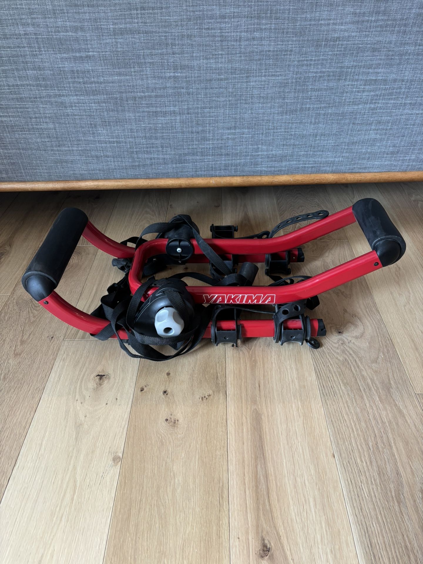 Yakima SuperJoe Pro 2. 2 Bike Trunk Rack