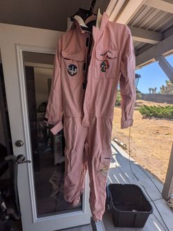 Snowboard suit large woman. Complete one piece