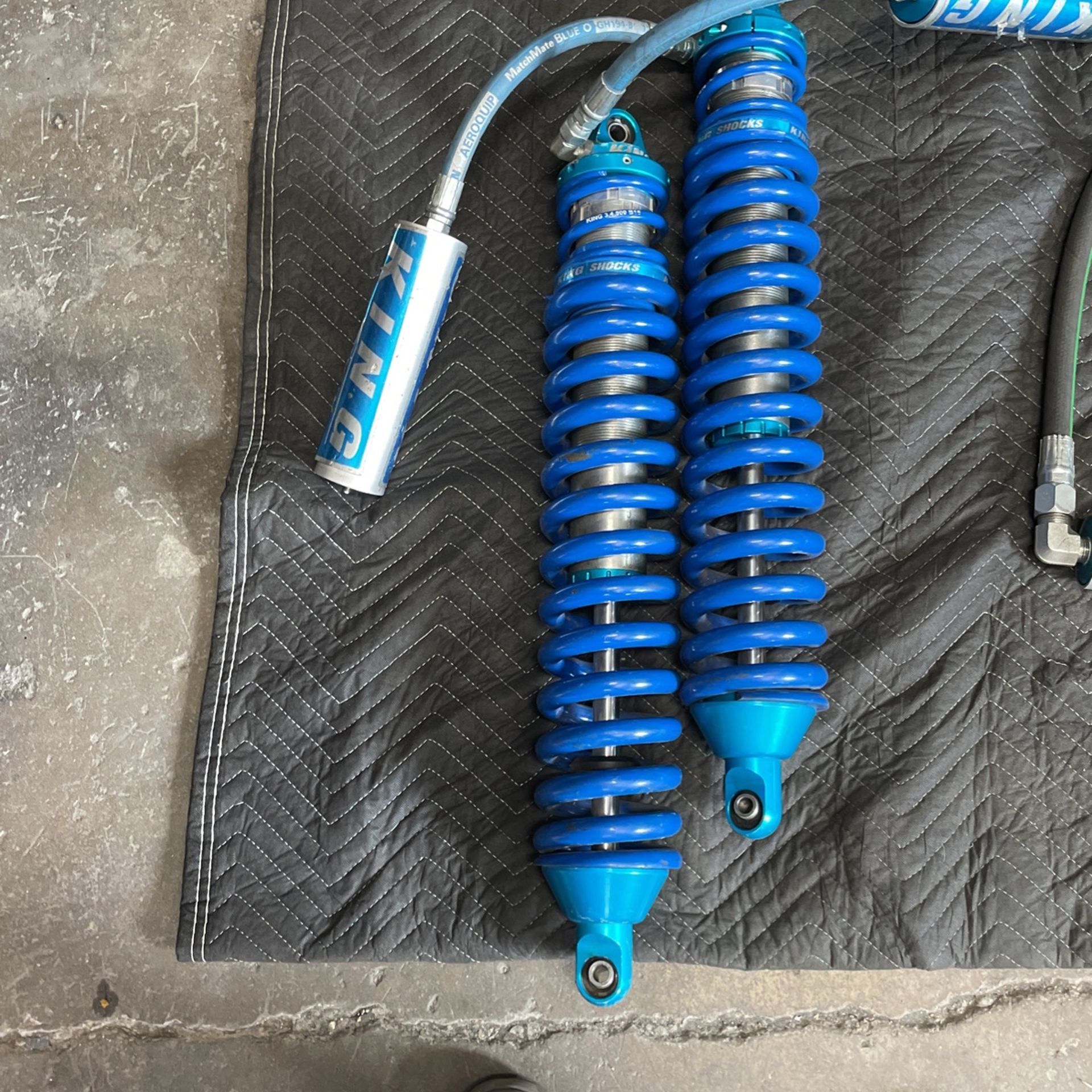 2.5 X 10” King Shock Coilovers With Springs