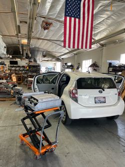 Prius C hybrid battery replacement - new unit