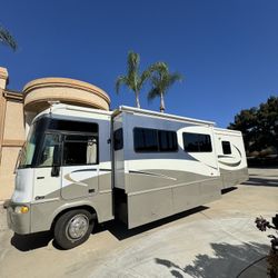 2005 Winnebago Itasca 33V