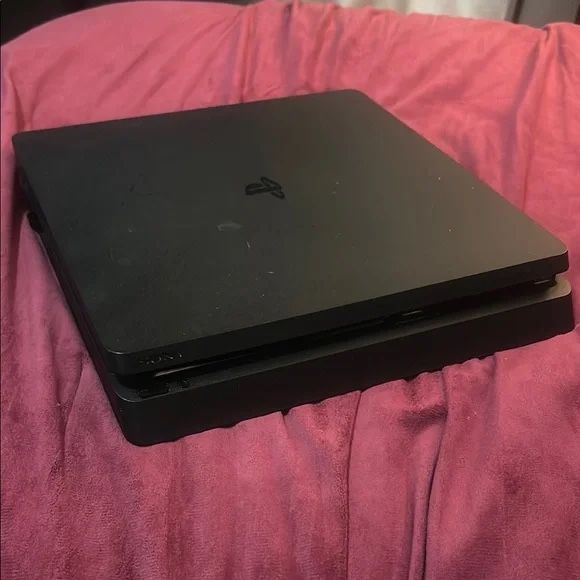 Sony PlayStation 4 Slim 1TB Black 