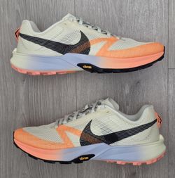 Nike Kiger 10 All Terrain Trail Running Shoes FV3929-701 Mens Size 9.5 MSRP $170