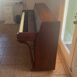 Piano 