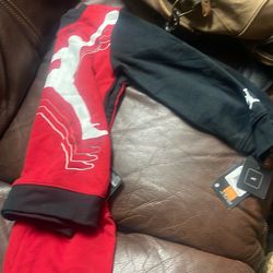 Boy size 7 Jordan sweatsuit