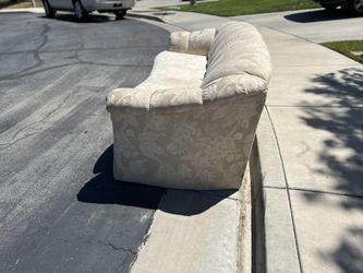 Free White Couches
