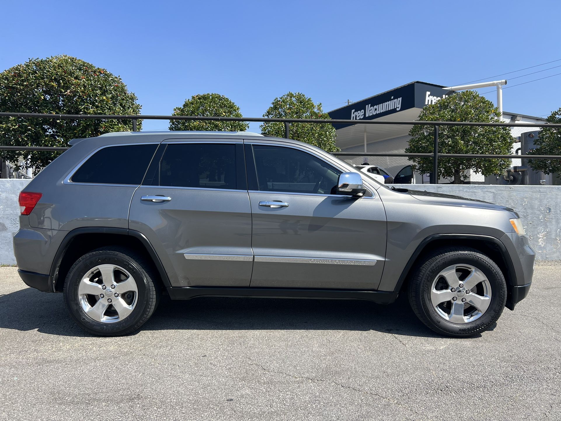 Cherokee, Equinox (Check Description For Pricing) Pics Soon