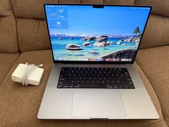 2021/2022 Apple MacBook Pro 16-Inch M1 Pro, 32GB ram,1TB, fast