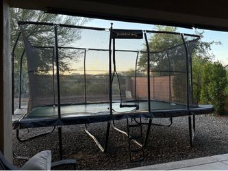 Trampolin huge (price firm, no changes)