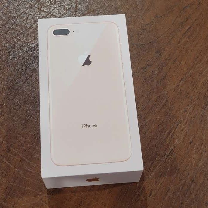 Box only Apple iPhone 8 Plus Gold 128GB A1897 Empty box only. Perfect
shape, like new.